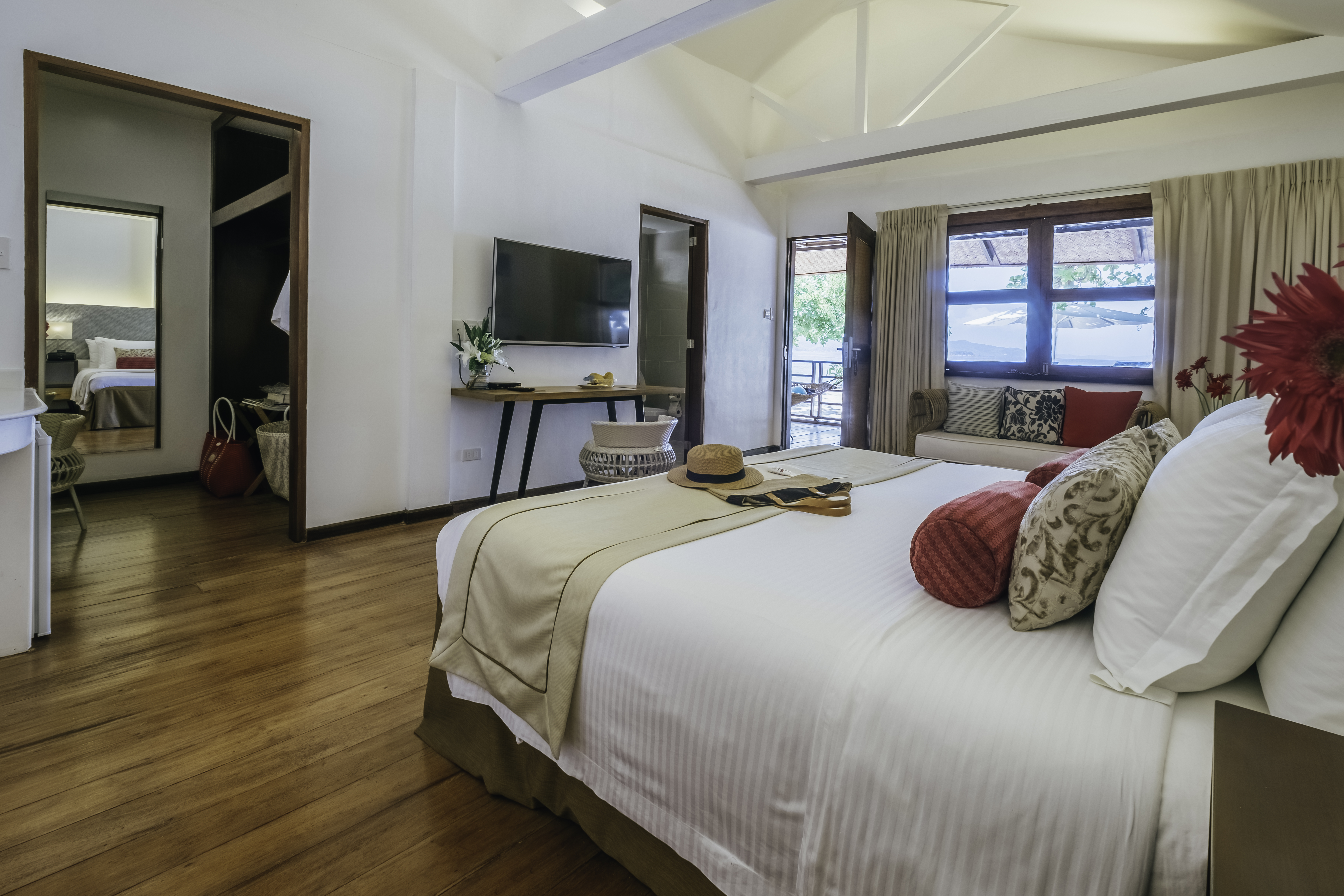 Sunset Villa Deluxe image 1